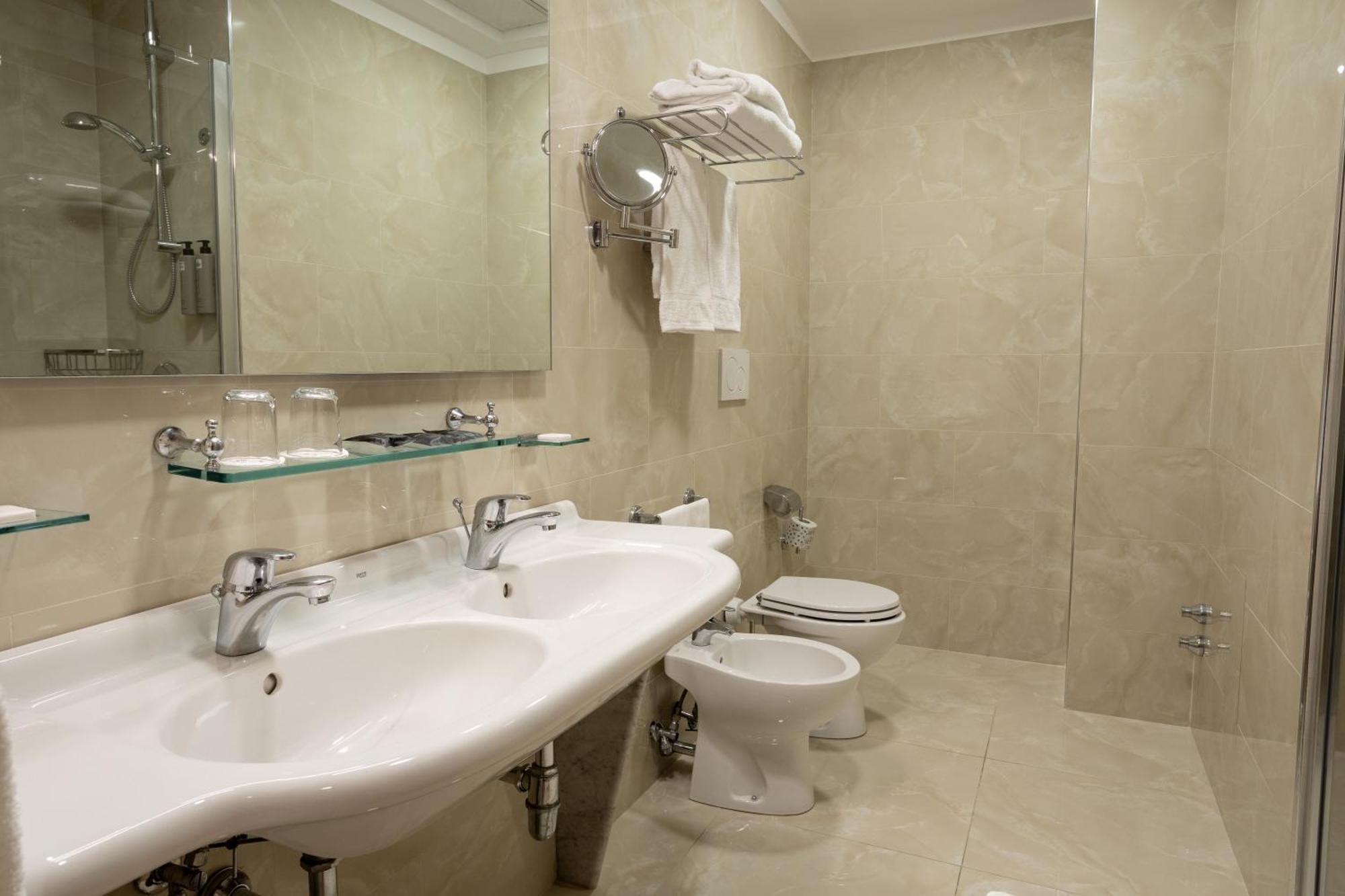 Grand Hotel Tiberio Roma Esterno foto
